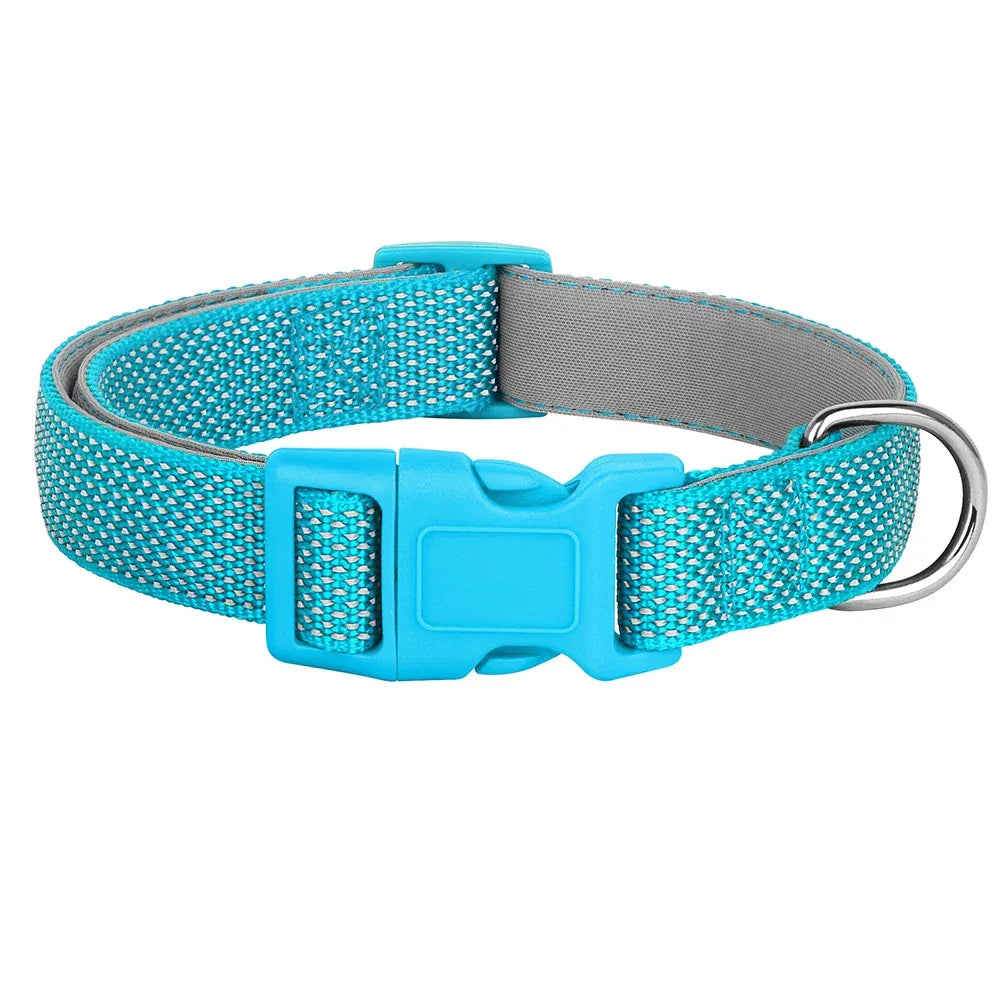 Reflecterende nylon hondenhalsband met verstelbare pasvorm voor kleine tot grote honden Duurzaam en ademend voor nachtelijke wandelingen - Ruffy