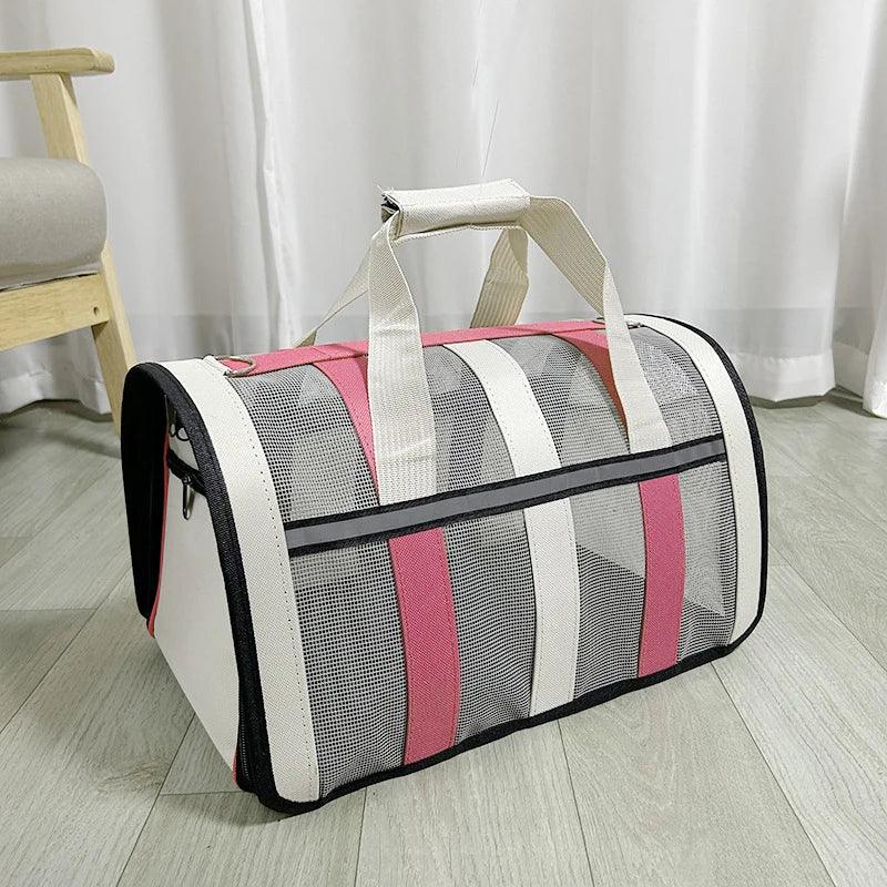 Reis in comfort en stijl met onze milieuvriendelijke, ademende pet carrier - Ruffy