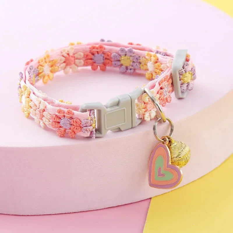 Regenboog kattenhalsband met bel – Verstelbaar duurzaam en stijlvol - Ruffy