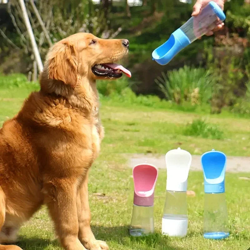 Dubbele Reisfles voor Honden Water en Voedsel Lekvrij en BPA-vrij met Drukknop en Karabijnhaak - Ruffy