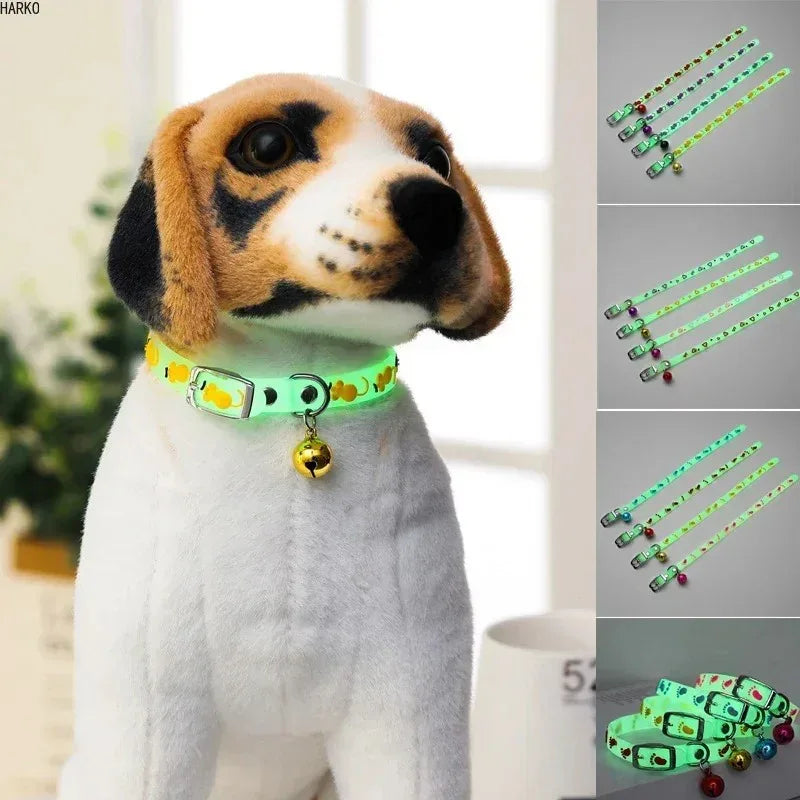 Oplichtende kattenhalsband met pootpatroon – verstelbaar duurzaam en weerbestendig - Ruffy