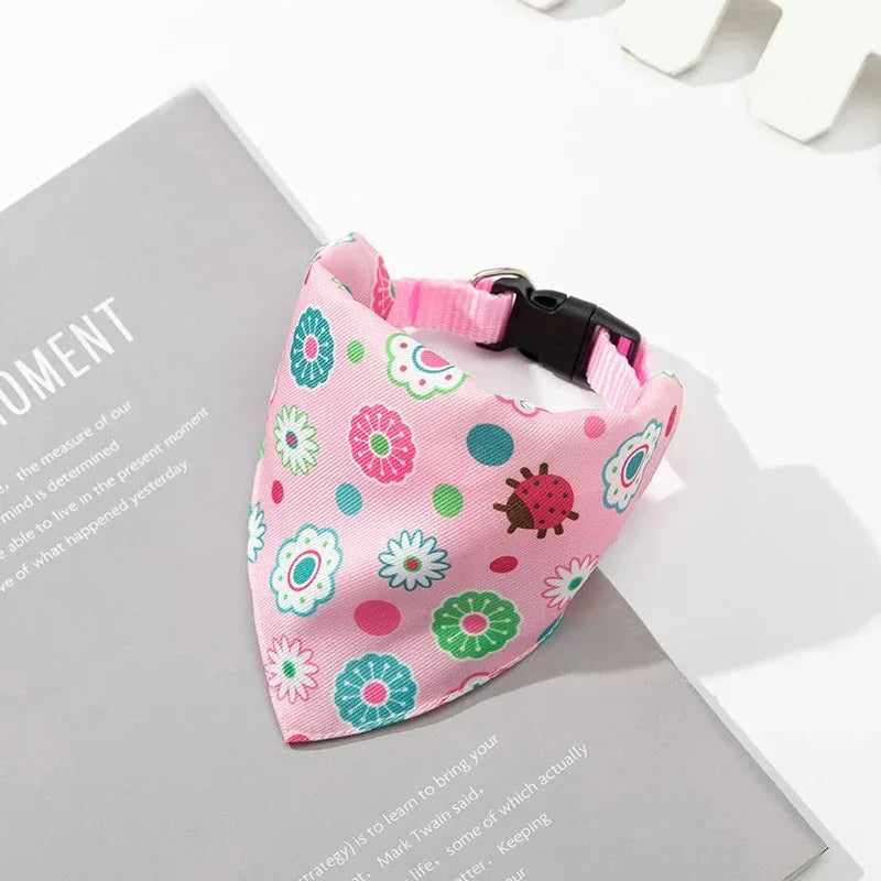 Verstelbare Bandana voor Honden Stijlvol Duurzaam Comfortabel Gemakkelijk Schoon te Maken Beschikbaar in S M L - Ruffy