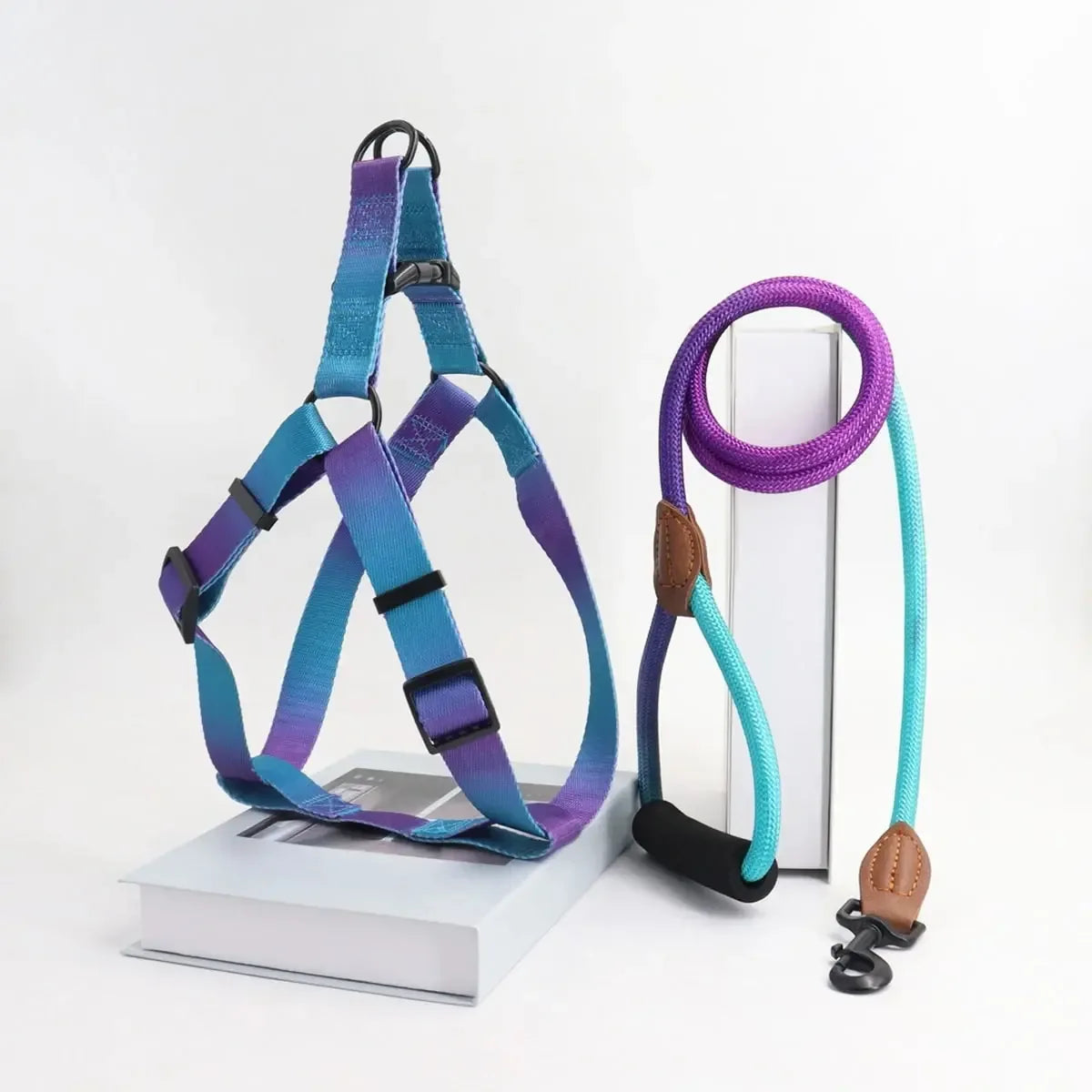 Ergonomisch Hondenharnas Met Riem Verbeterd Comfort Verstelbare Pasvorm Duurzaam Polyester Levendige Kleuren - Ruffy
